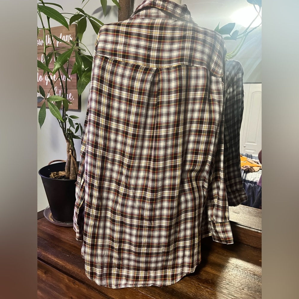 Flannel - Picture 4 of 4